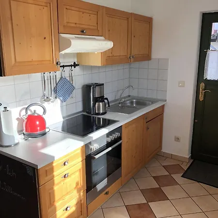公寓 In Dargun Mit Garten, Cleaning Included *